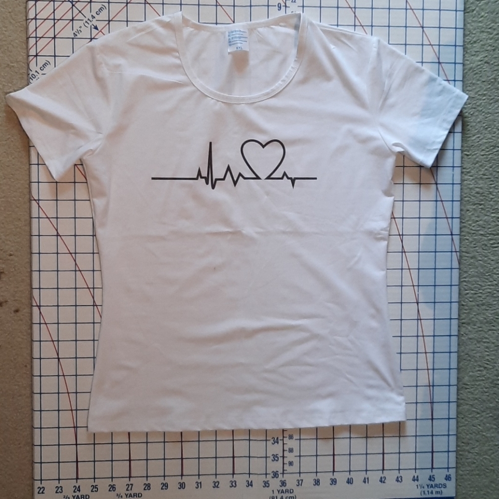 👑 3/$30 Heartbeat ECG Love T-shirt